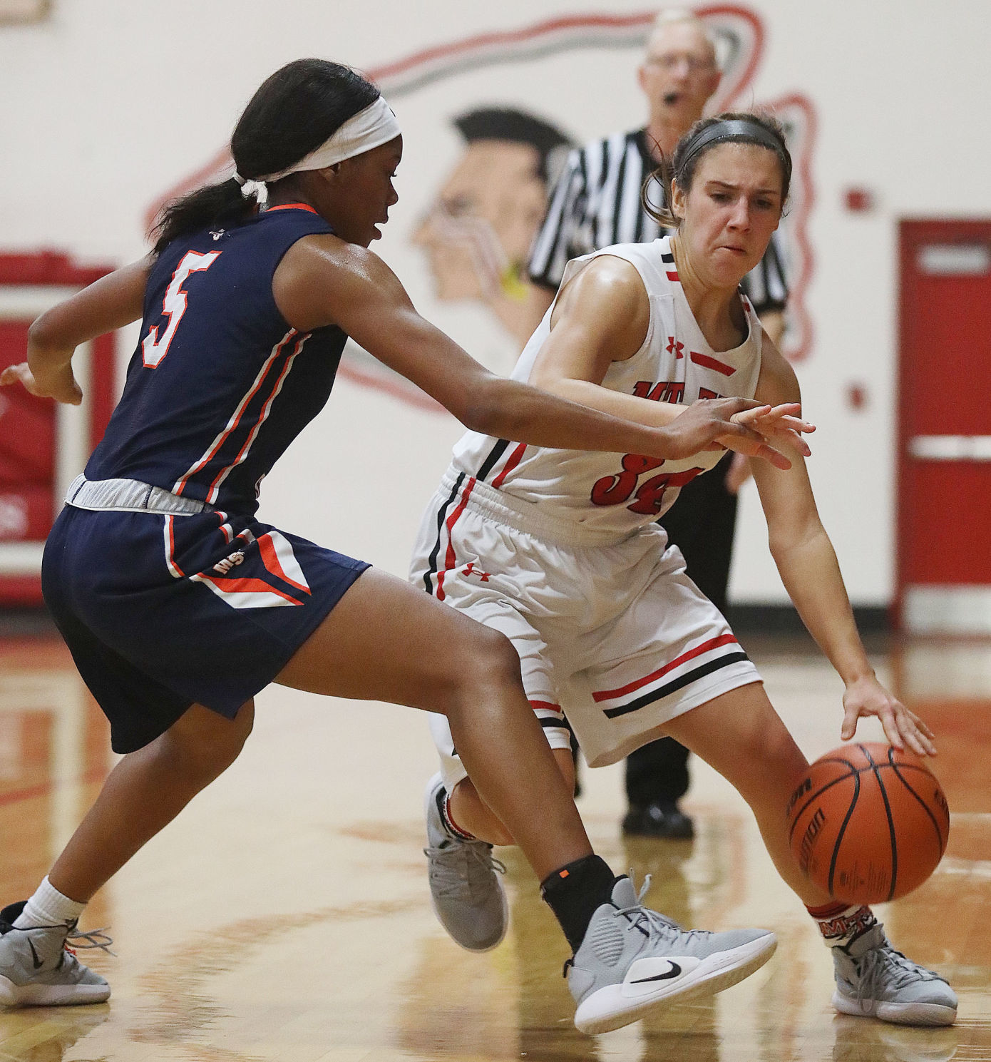 Mount Zion vs Mahomet Seymour girls basketball 23 1.7.19.jpg